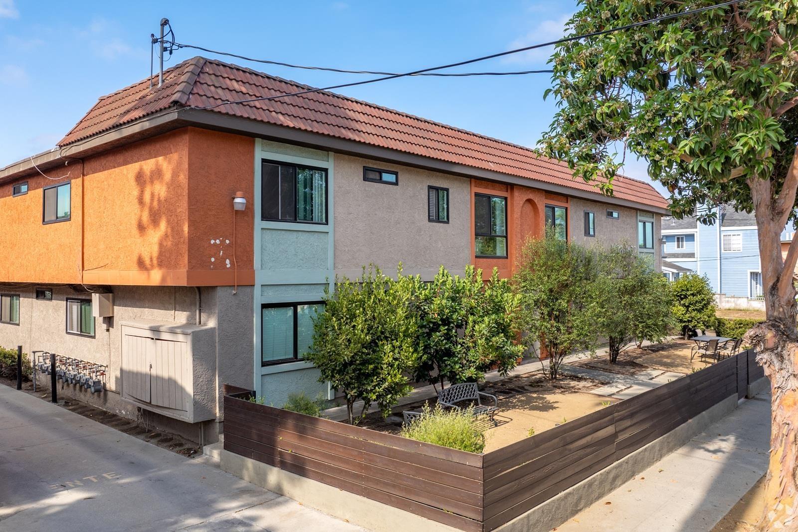 property for rent #1