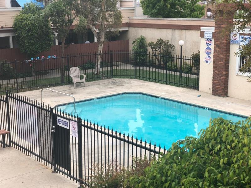 property for rent #7