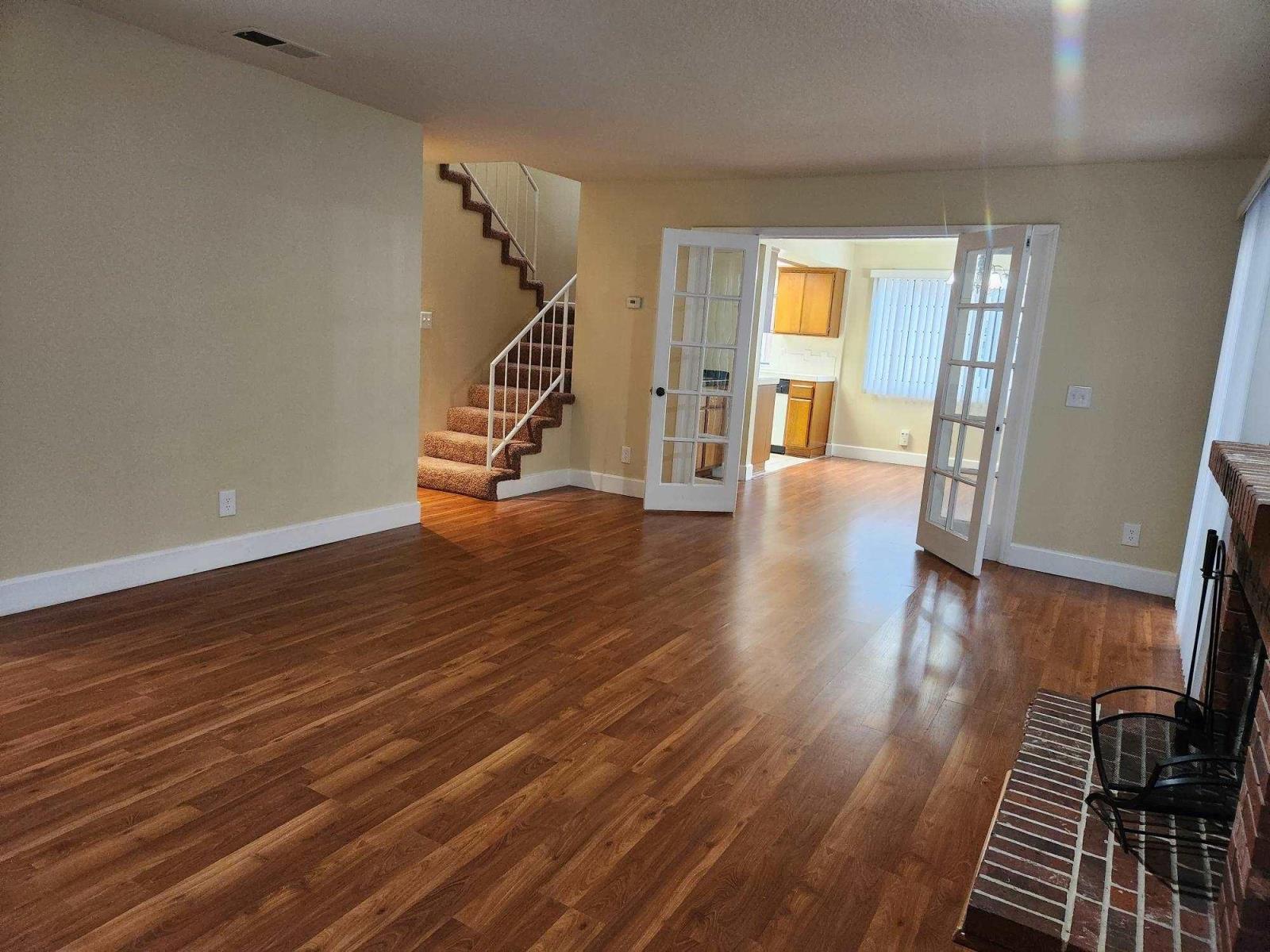 property for rent #3