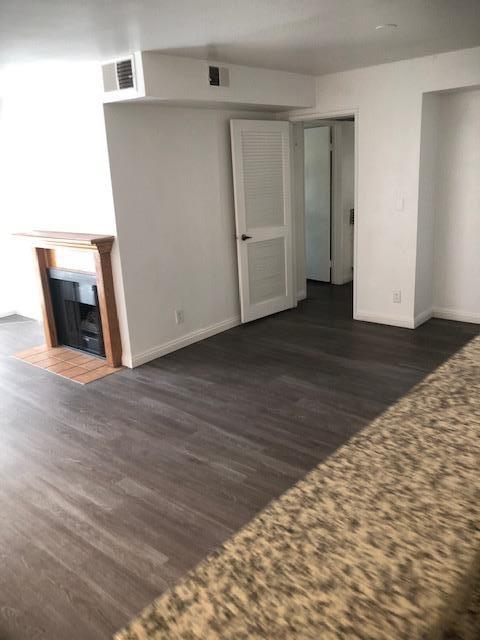 property for rent #1