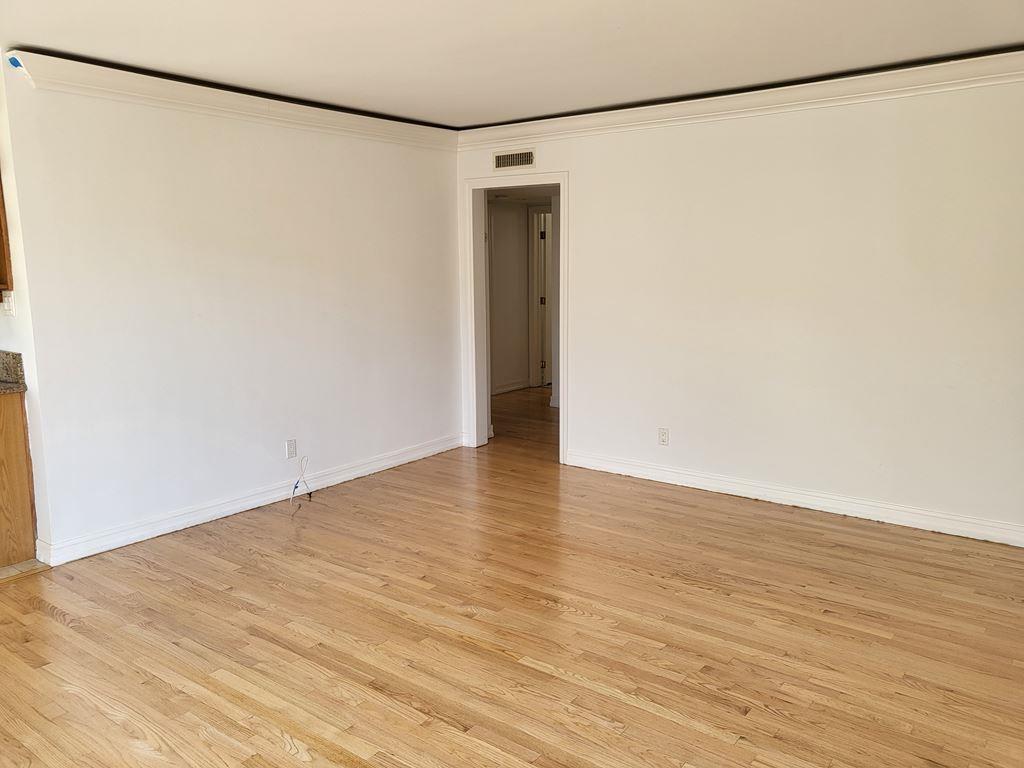 property for rent #5