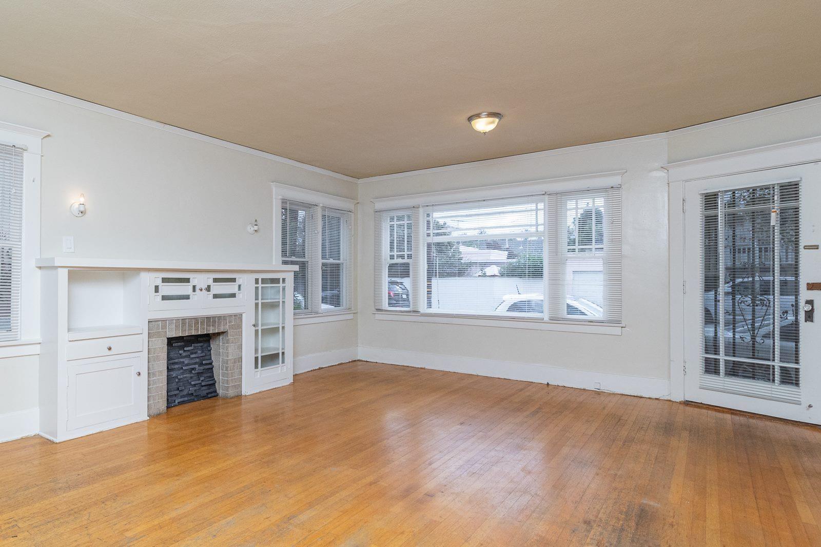 property for rent #1