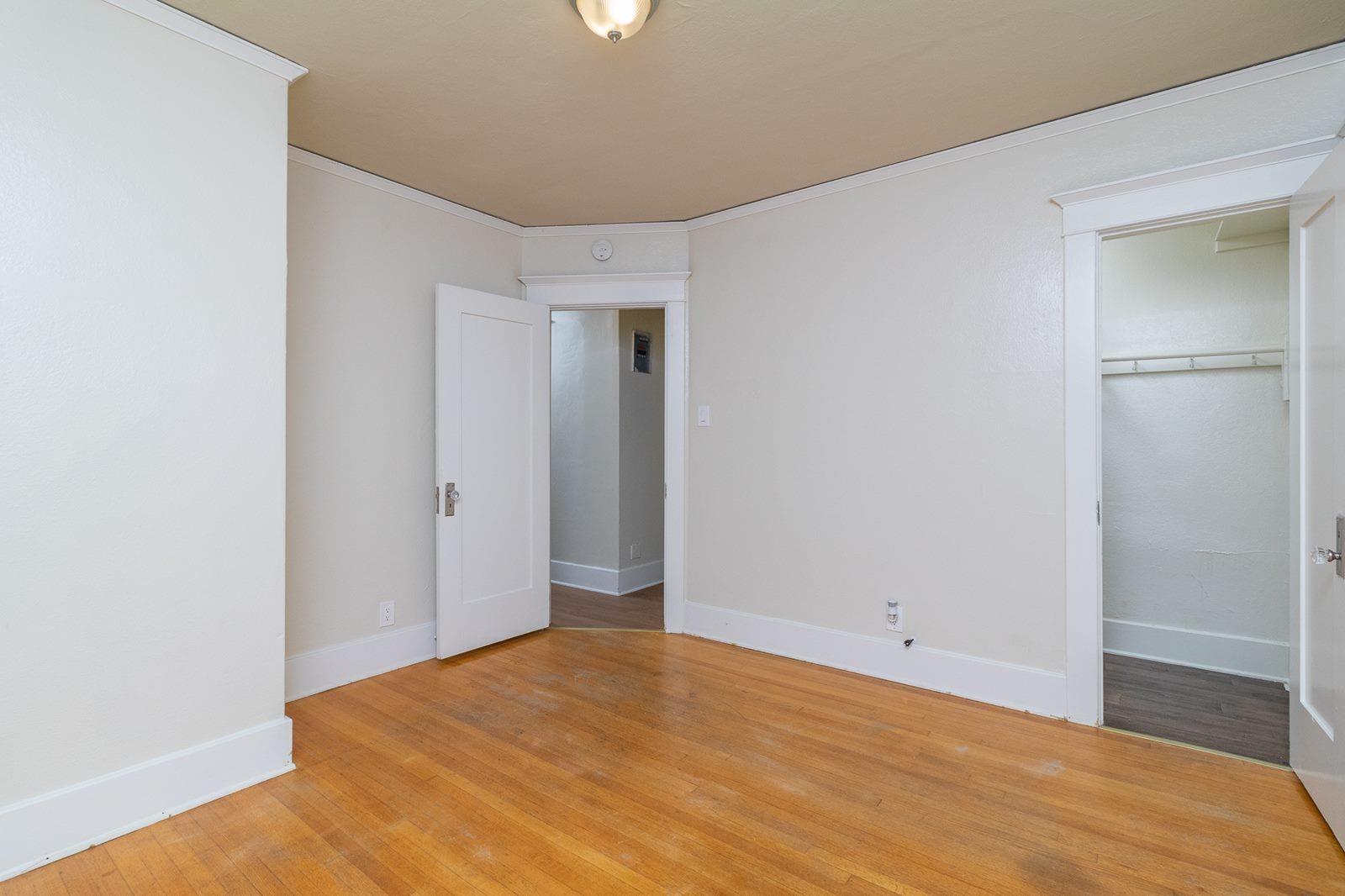 property for rent #4