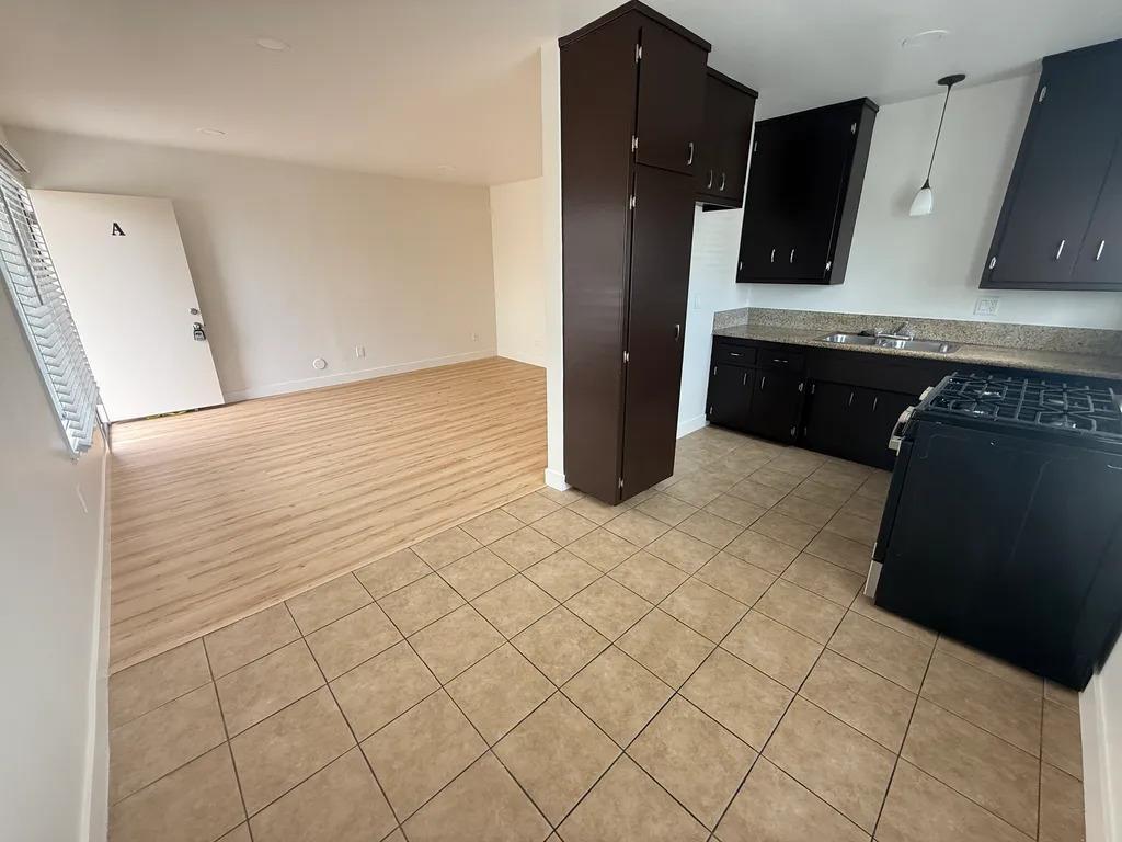 property for rent #4