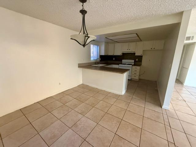 property for rent #4