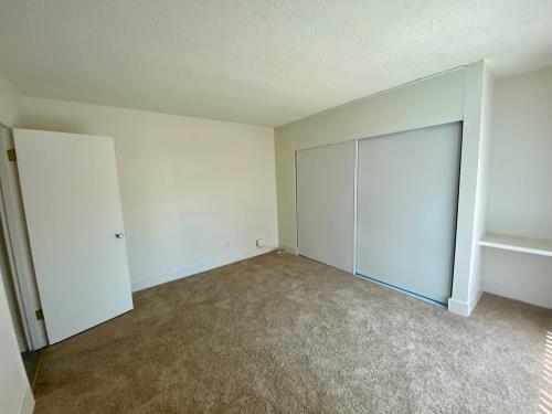 1776 S Rimpau Blvd., Los Angeles, CA 90019
