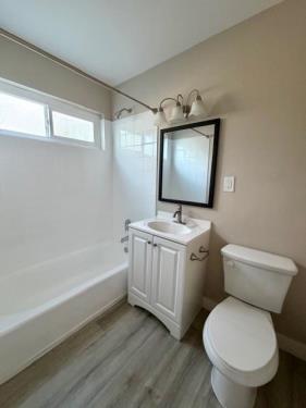 1495 Peterson Ave, Long Beach, CA 90813