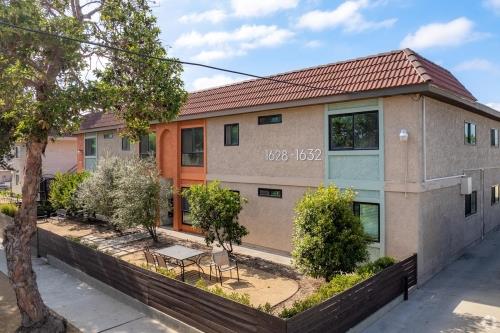 1628 W 218th St, Torrance, CA 90501