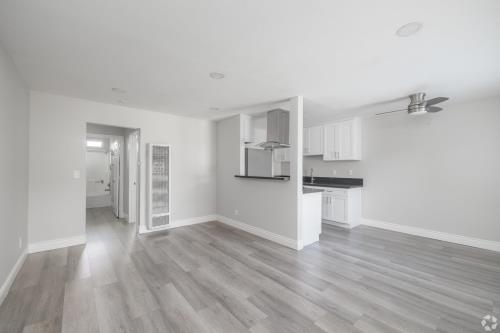 1628 W 218th St, Torrance, CA 90501