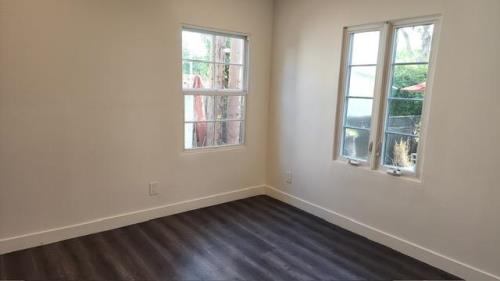 921 N W Knoll Dr, West Hollywood, CA 90069