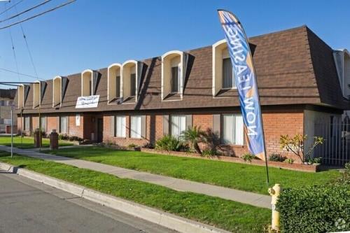 15751 Ryon ave, Bellflower, CA 90706