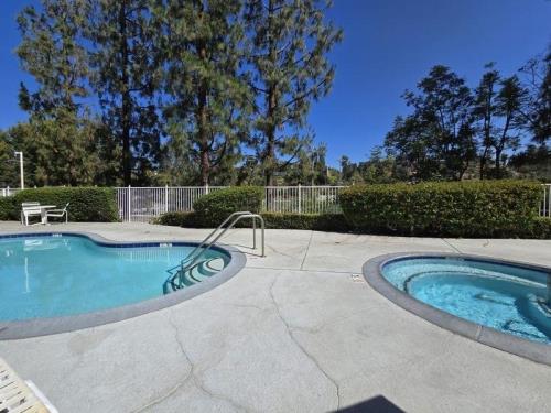 1501 N Brea Blvd, Fullerton, CA 92835