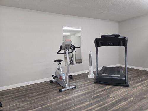 1501 N Brea Blvd, Fullerton, CA 92835