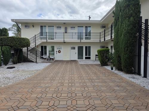 12361 - 12365 El Rey Pl, Garden Grove, CA 92840