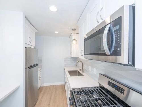 418 N Broadway, Redondo Beach, CA 90277