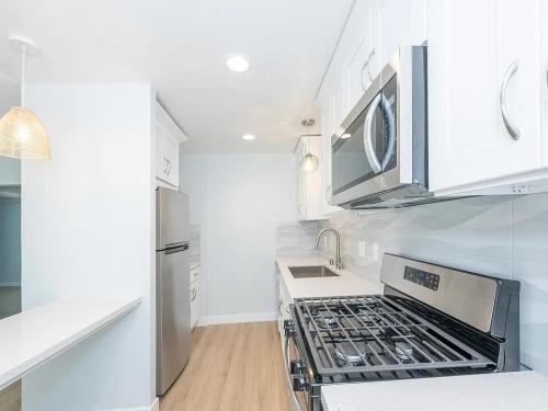 418 N Broadway, Redondo Beach, CA 90277