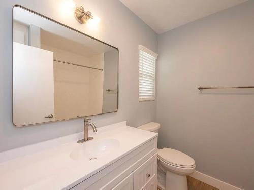 418 N Broadway, Redondo Beach, CA 90277