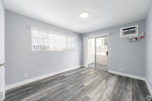 1032-1036 S Normandie Ave, Los Angeles, CA 90006