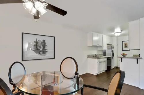 5101 Balboa Blvd, Encino, CA 91316