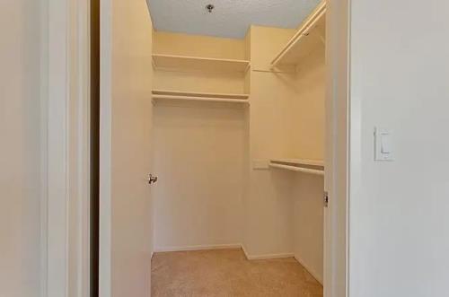 5101 Balboa Blvd, Encino, CA 91316