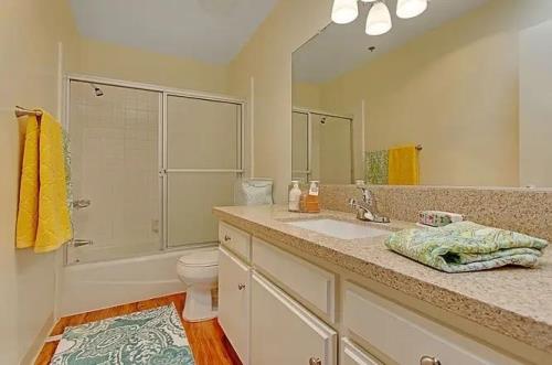 5101 Balboa Blvd, Encino, CA 91316