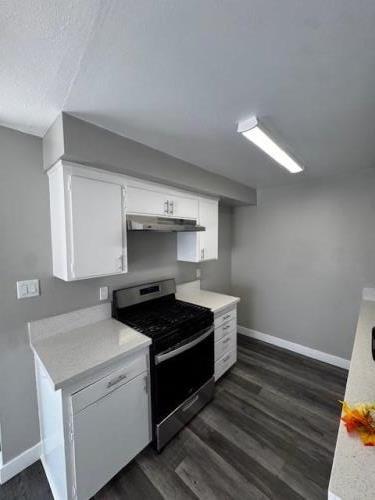 1220 Bryan Ave, Tustin, CA 92780