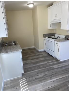 1003 w Bishop st, Santa Ana, CA 90938