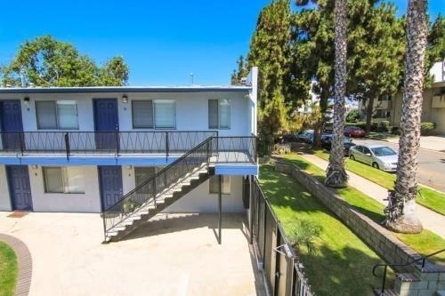 211 S Nevada Street, Oceanside, CA 92054