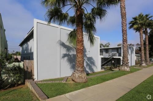 211 S Nevada Street, Oceanside, CA 92054