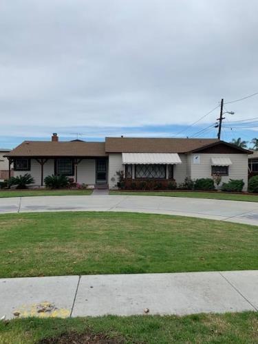 15311 Woodruff Pl, Bellflower, CA 90706