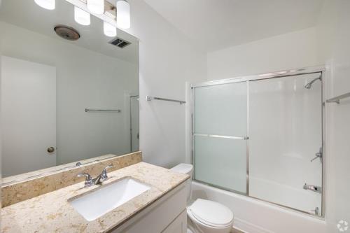 22035 Burbank Blvd, Woodland Hills, CA 91367