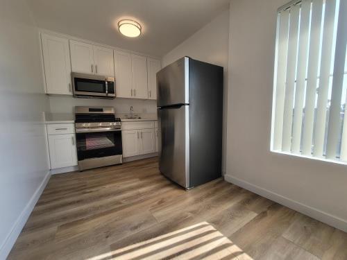 1841 S. Manhattan Pl, Los Angeles, CA 90019
