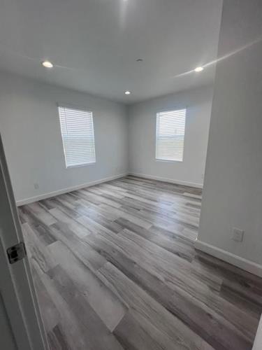 8730-8744 S FIGUEROA ST, Los Angeles, CA 90003