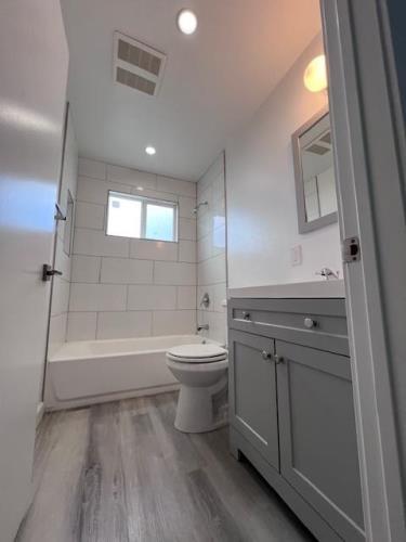 8730-8744 S FIGUEROA ST, Los Angeles, CA 90003