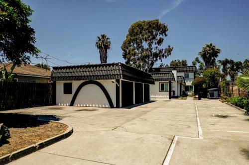 432 Hamilton St, Costa Mesa, CA 92627