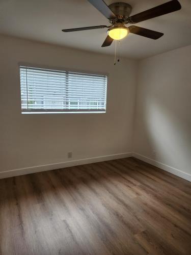 9404 Van Nuys Blvd., Panorama City, CA 91402