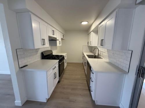 11926 Bellflower Blvd, Downey, CA 90242