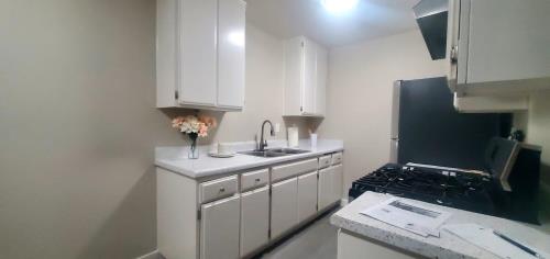 1628 W 218th St, Torrance, CA 90501