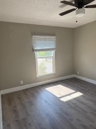 10560 Haddon Ave, Pacoima, CA 91331
