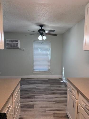 10560 Haddon Ave, Pacoima, CA 91331