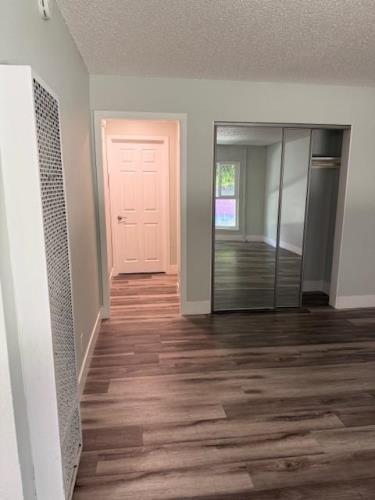 10560 Haddon Ave, Pacoima, CA 91331