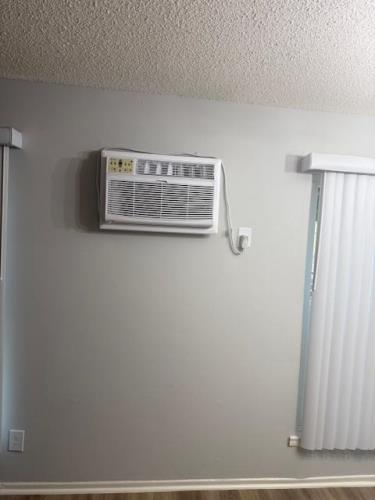 10560 Haddon Ave, Pacoima, CA 91331