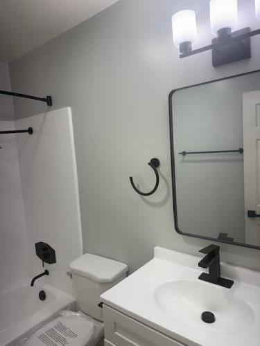 10560 Haddon Ave, Pacoima, CA 91331