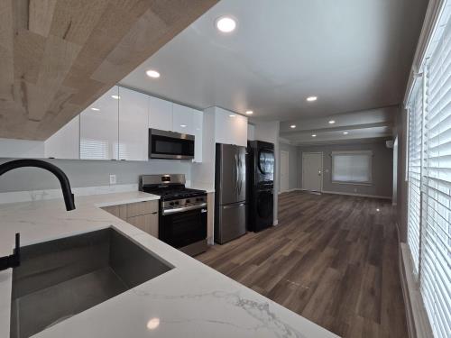 1411 Mohawk St, Los Angeles, CA 90023