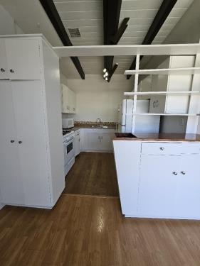 11940 Laurelwood Dr, Studio City, CA 91604