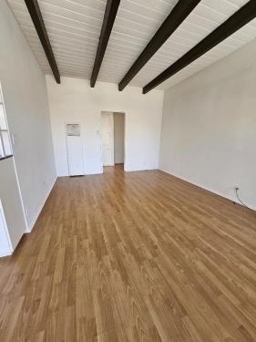 11940 Laurelwood Dr, Studio City, CA 91604