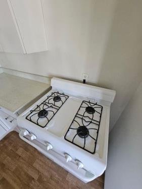 11940 Laurelwood Dr, Studio City, CA 91604