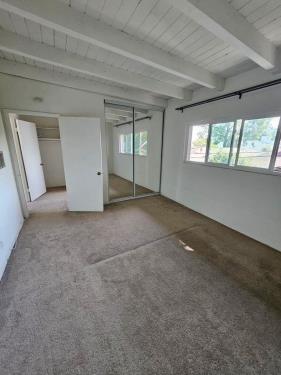 11940 Laurelwood Dr, Studio City, CA 91604