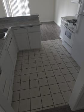 18144 Burbank Blvd, Tarzana, CA 91356