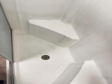 18144 Burbank Blvd, Tarzana, CA 91356